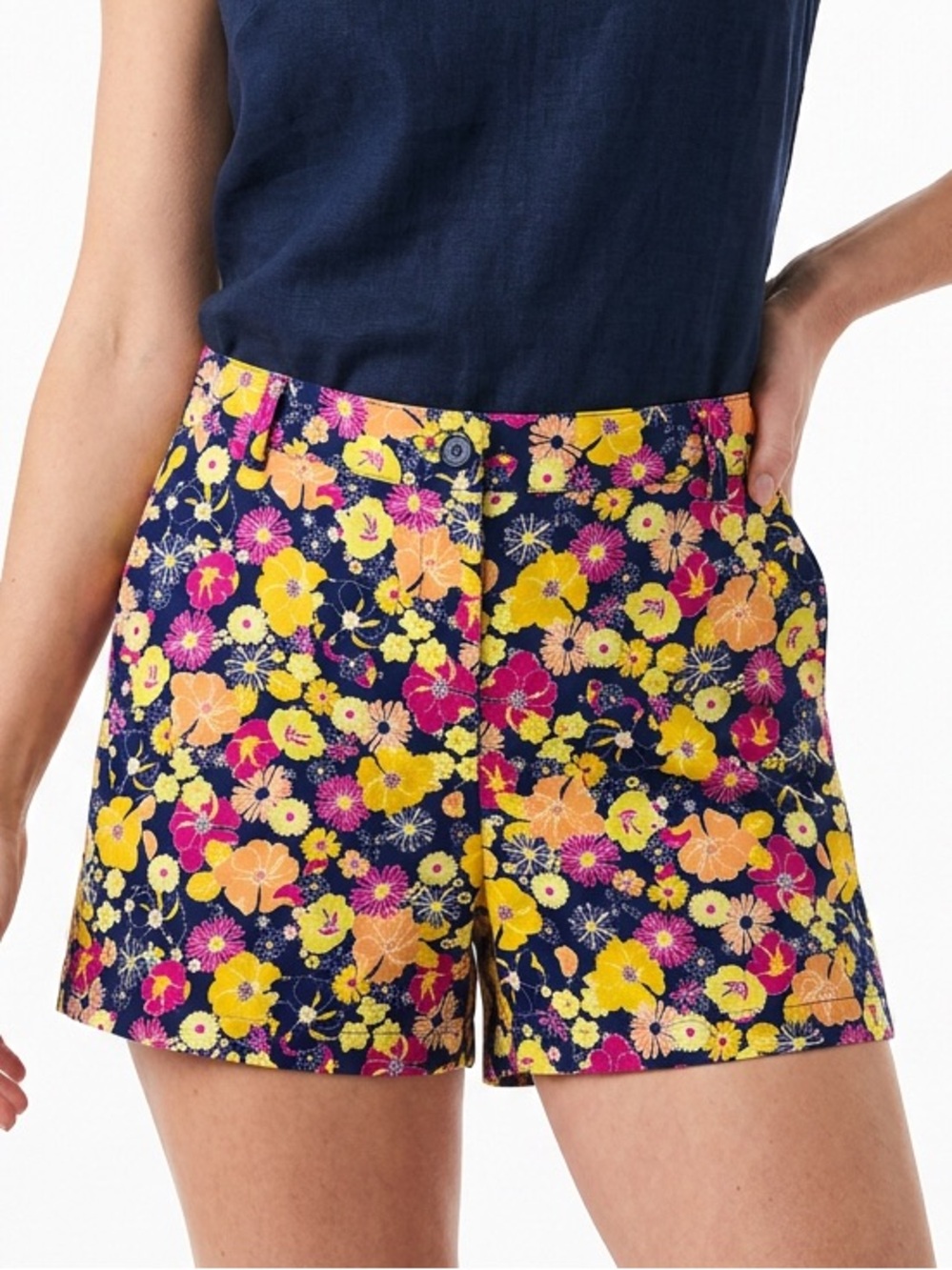 MODCLOTH | NEW Multicolor Floral Print High-Rise Shorts Women’s Size Medium